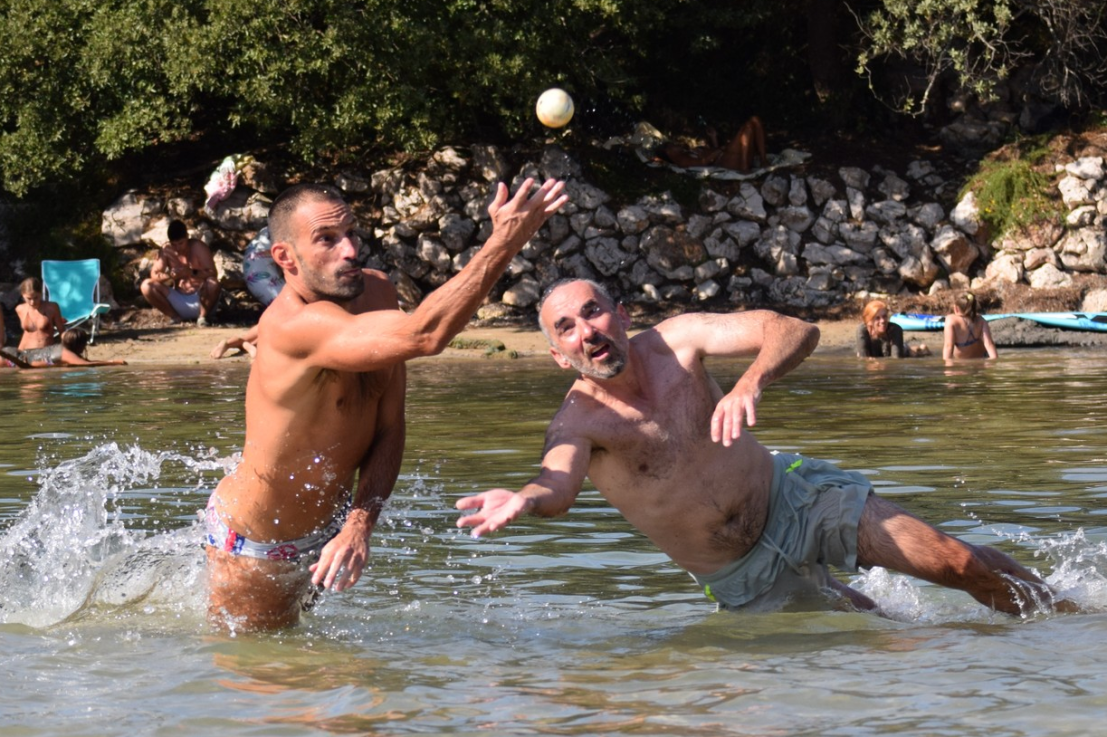 Dooobar zajebantski picigin smo bacili 😎😂